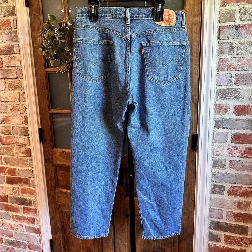 Levi's 550 Relaxed Fit‎ Jeans Mens 36x30 Blue Medium Wash Tapered Leg Denim